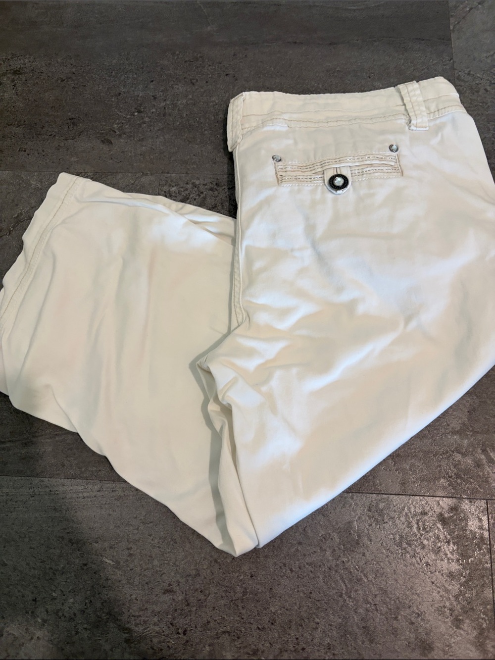 BKE White Cropped Ankle Pants